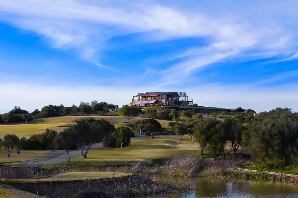 Espiche Golf Course clubhouse