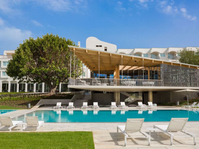 Ozadi Tavira Hotel exterior